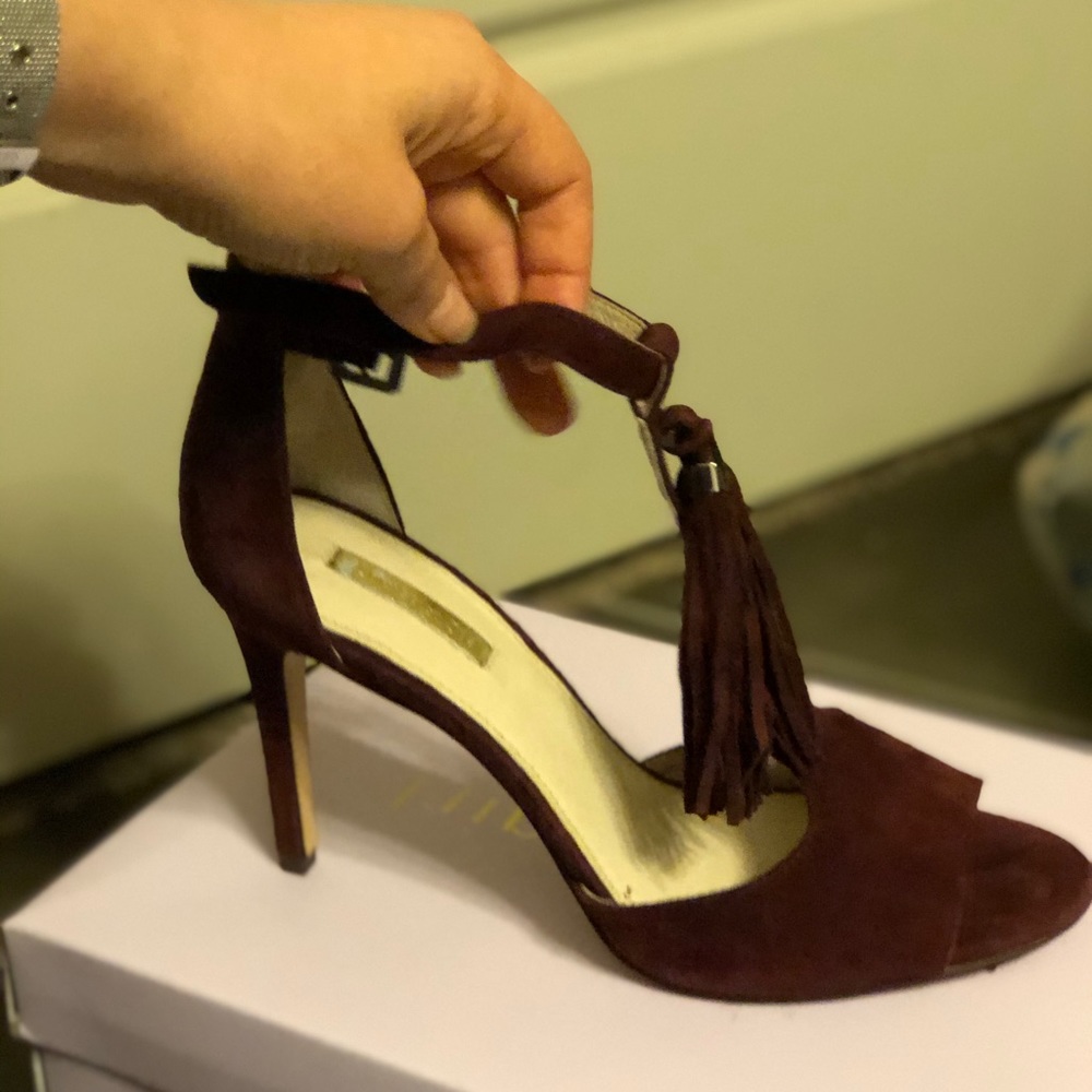 Heels burgundy color